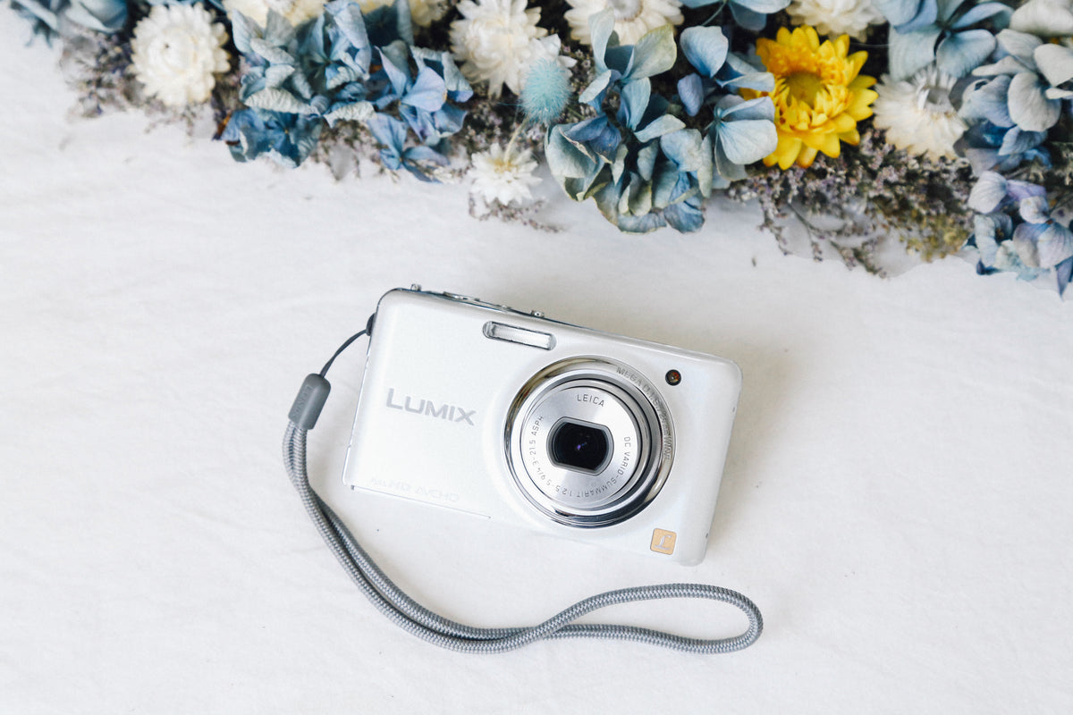 Panasonic LUMIX SZ DMC-SZ7-W コンデジ ホワイト - メルカリ