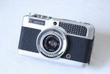 Load image into Gallery viewer, Canon Demi 初代 シルバー【完動品/希少✨】電池不要📸ハーフサイズフィルムカメラ