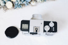 Load image into Gallery viewer, Leica DIGILUX1【完動品】【入手困難❗️】【美品✨】▪️オールドコンデジ▪️デジタルカメラ
