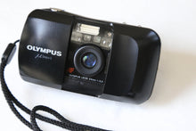 Load image into Gallery viewer, OLYMPUS μ ブラック【完動品/実写済み✨】単焦点レンズ・初心者おすすめフィルムカメラ