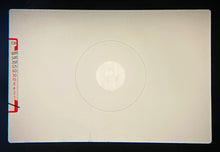 Load image into Gallery viewer, 📸【完動品】Nikon FG-20 & Nikkor 50mm F1.4 セット✨赤シャッターボタン付き!