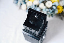 Load image into Gallery viewer, Minolta AUTOCORD【完動品】中判フィルムカメラ