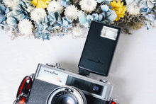Load image into Gallery viewer, minoltaelectroflashef14 eincamera