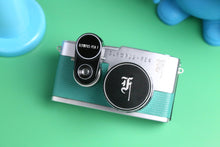 Load image into Gallery viewer, OLYMPUS PEN F グリーンリザード 🐊【完動品】露出計付き❗️