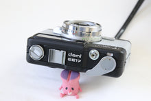 Load image into Gallery viewer, Canon Demi EE-17 Azzurro ◽ ブラック後塗り【完動品/希少✨】 ハーフサイズフィルムカメラ