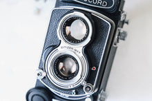 Load image into Gallery viewer, Minolta Autocord【完動品・実写済み】中判フィルムカメラ📷✨王道の二眼レフカメラ◎