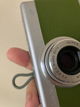 画像をギャラリービューアに読み込む, FUJIFILM NATURA NS|抹茶グリーンカスタム🍵【完動品】毛糸ポーチ付き🧶軽量コンパクトな高感度フィルムカメラ📷✨