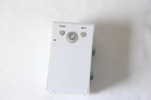 Load image into Gallery viewer, BONZART AMPEL【完動品/美品✨】希少❗️2眼レフトイデジ|ましかく写真📸