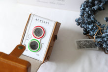 Load image into Gallery viewer, BONZART AMPEL【完動品/美品✨】希少❗️2眼レフトイデジ|ましかく写真📸