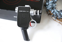 Load image into Gallery viewer, CHINON Bellami HD-1【完動品/付属品フルセット✨】8mmフィルムカメラの魅力をデジタルで📽️