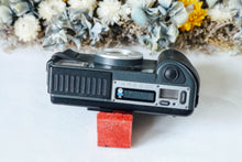 画像をギャラリービューアに読み込む, Konica 現場監督 📸 菅田将暉さん&小松菜奈さん愛用フィルムカメラ【完動品】