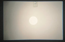 Load image into Gallery viewer, YASHICA FX-3 SUPER 2000 ホワイト🤍【完動品】【希少❗️】貴重な明るい広角レンズ付き❗️