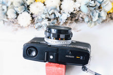 Load image into Gallery viewer, OLYMPUS TRIP 35《レアなブラックボディ》初心者さんにも使いやすいカメラ🔰【完動品】