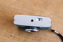 画像をギャラリービューアに読み込む, OLYMPUS PEN EE-3 朝靄🦩🏔️【完動品】