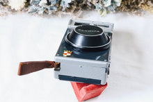 Load image into Gallery viewer, Yashica Rapide 博物館級のハーフカメラ🕰️✨ 博物館級の超希少❗️ 【動作品】