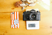 画像をギャラリービューアに読み込む, Nikon FE(BK)【完動品】映画:二宮和也主演『浅田家』使用されたカメラ