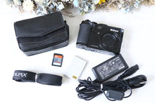 Load image into Gallery viewer, Nikon Coolpix P6000 状態◎ | CCDセンサー搭載 | オールドコンデジ 【完動品】