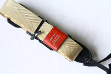 画像をギャラリービューアに読み込む, ARTISAN&ARTIST ACAM-E38【状態◎】ストラップ