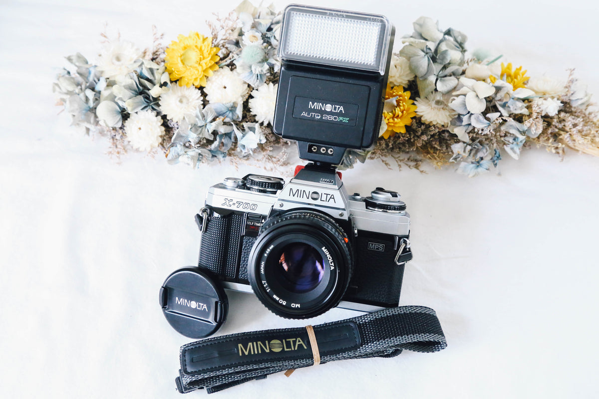 Minolta X-700 シルバーボディ❗️フラッシュ付き⚡️明るいパン