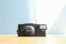 画像をギャラリービューアに読み込む, OLYMPUS XA【完動品】