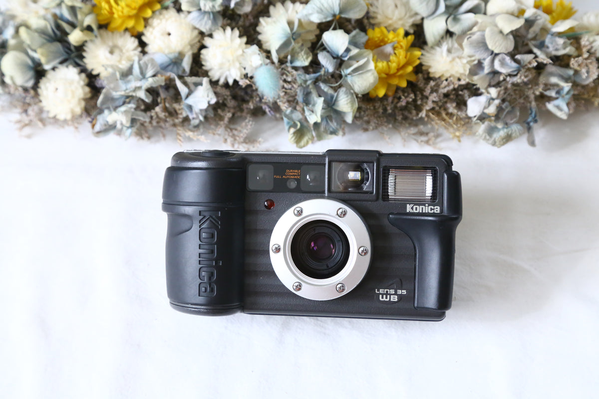 ①【新品/未使用】 フィルムカメラ Konica 現場監督 工事専用カメラ フィルムカメラ Konica 現場監督WB 専用ケース付き！ Amazon.co.jp