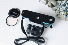 画像をギャラリービューアに読み込む, Canon AV-1 & 28mmF2.8 Blue Suede fabric🛋️ 明るい広角レンズ付き❗️【完動品】