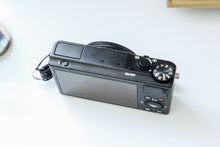 画像をギャラリービューアに読み込む, FUJIFILM XQ1【完動品】【美品❗️】【実写済み】LUMIX革ケース付き