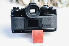 Load image into Gallery viewer, Canon A-1 + New FD 50mm F1.8 + Power Winder付き✨完動品セット