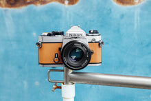 Load image into Gallery viewer, 受注制作 【フルオーダー】お好きなカメラと革色に作成します