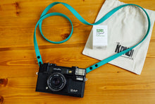 画像をギャラリービューアに読み込む, KONO!オリジナルビーガンストラップ 【エメラルドグリーン】【新品】フィルム1本付き❗️