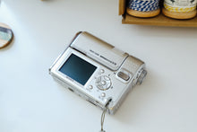 Load image into Gallery viewer, Sony Cyber-Shot DSC-F88 [Working item] [Live action completed❗️] Condition◎

