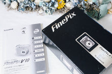 画像をギャラリービューアに読み込む, FUJIFILM Finepix V10 オレンジ【完動品】【希少❗️】昭和ゲームも入っています❗️▪️オールドコンデジ▪️デジタルカメラ