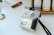 画像をギャラリービューアに読み込む, 【ヨシキ様】代替え品 FUJIFILM FinePix 4700z【完動品】【実写済み❗️】【希少✨】▪️オールドコンデジ▪️デジタルカメラ