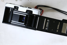 Load image into Gallery viewer, OLYMPUS PEN EED キャメル🐫【完動品】明るいF1.7レンズ・清掃済み✨