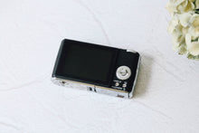 Load image into Gallery viewer, Leica C-LUX1【完動品】【実写済み❗️】▪️オールドコンデジ▪️デジタルカメラ