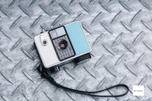 Load image into Gallery viewer, RICOH AUTO HALF SE2 空と雲☁️【完動品】ハーフカメラ