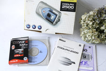 画像をギャラリービューアに読み込む, Nikon Coolpix2500【完動品】▪️オールドコンデジ▪️デジタルカメラ