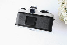 画像をギャラリービューアに読み込む, Nikon FM(SV)【完動品】【希少】状態◎ 明るい単焦点レンズ付き❗️