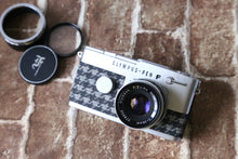 Load image into Gallery viewer, 受注制作 【フルオーダー】お好きなカメラと革色に作成します