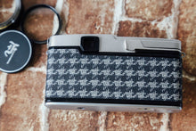 Load image into Gallery viewer, OLYMPUS PEN FT チドリ柄🕊️🐦⬛【完動品】一眼レフハーフカメラ