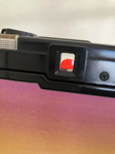 Load image into Gallery viewer, OLYMPUS PEN EF 朝焼けグラデーション🌄【完動品】フラッシュ付きハーフカメラ