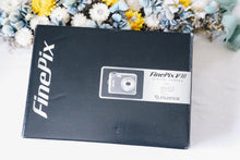 画像をギャラリービューアに読み込む, FUJIFILM Finepix V10 オレンジ【完動品】【希少❗️】【美品❗️】昭和ゲームも入っています❗️▪️オールドコンデジ▪️デジタルカメラ