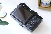 Load image into Gallery viewer, FUJIFILM