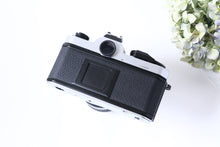 画像をギャラリービューアに読み込む, Nikon New FM2(SV)【完動品】【美品✨】レンズ Ai28mmF2.8 セット❗️&ボディのみ選べます