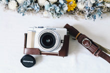 Load image into Gallery viewer, OLYMPUS PEN E-PL1【完動品】【実写済み❗️】▪️オールドコンデジ▪️デジタル一眼ミラーレスカメラ