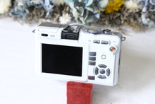 Load image into Gallery viewer, OLYMPUS PEN E-PL1【完動品】【実写済み❗️】▪️オールドコンデジ▪️デジタル一眼ミラーレスカメラ