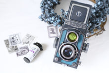 Load image into Gallery viewer, YASHICA-44 【完動品/美品✨】実写済み🎞️127mm二眼レフカメラ❗️ベスト版カメラ