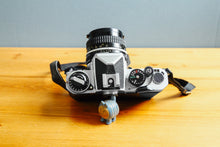 画像をギャラリービューアに読み込む, Nikon FE(SV)【完動品】初めての一眼レフにもおすすめ