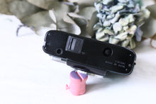 画像をギャラリービューアに読み込む, OLYMPUS PEN EF|朝行月🪼🌙フラッシュ付きハーフカメラ【完動品】世界に1台の手染めブルー✨