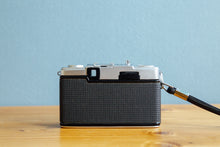 画像をギャラリービューアに読み込む, OLYMPUS PEN EE-3 ハーフカメラ